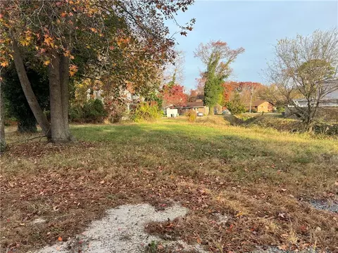 58 Lacrosse St, Hampton, VA 23663 photo 4