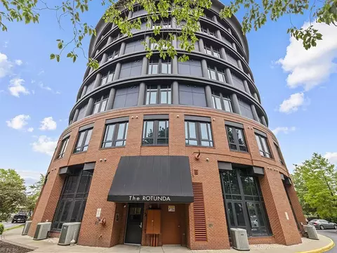 415 Saint Pauls Blvd #604, Norfolk, VA 23510