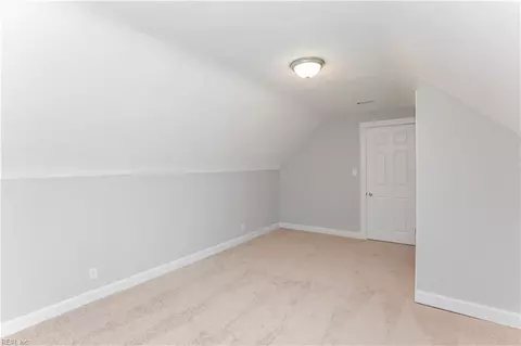 Bedroom - 171 Evans St E, Norfolk, VA 23503 photo 9 of 10