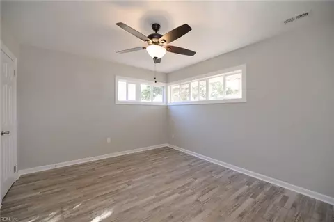 29 N Greenfield Ave, Hampton, VA 23666 photo 24