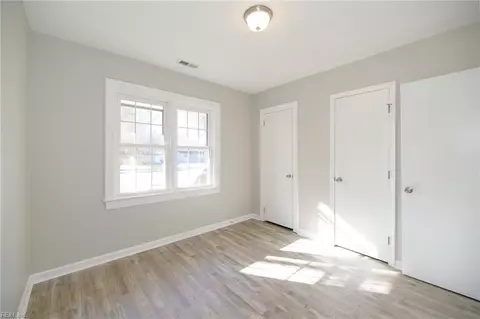 29 N Greenfield Ave, Hampton, VA 23666 photo 17
