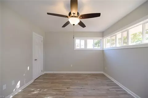 29 N Greenfield Ave, Hampton, VA 23666 photo 25