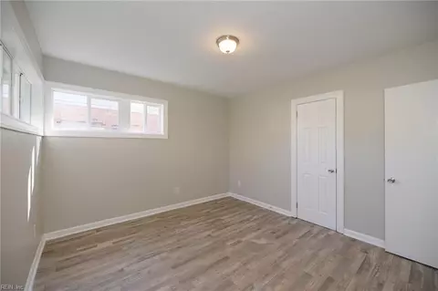 29 N Greenfield Ave, Hampton, VA 23666 photo 22