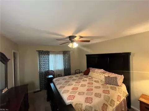 Bedroom - 515 Almond Ct, Hampton, VA 23669 photo 1 of 4