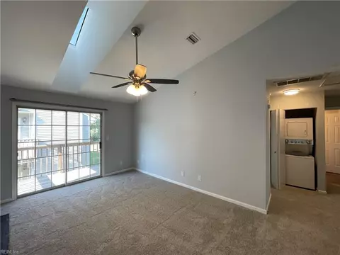 13 Inlandview Dr #B, Hampton, VA 23669 photo 3