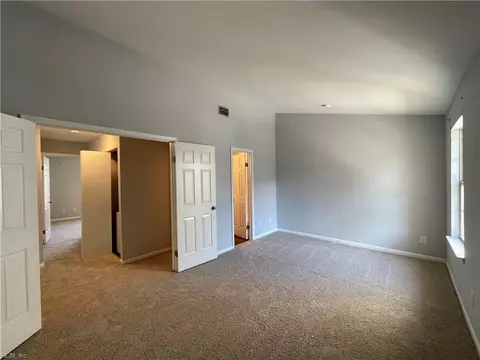 13 Inlandview Dr #B, Hampton, VA 23669 photo 17