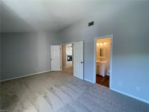 13 Inlandview Dr #B, Hampton, VA 23669 photo 18