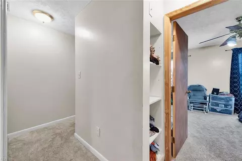 Entry Way - 913 Old Buckroe Rd, Hampton, VA 23663 photo 3 of 3