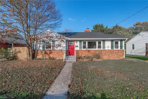 1112 Parkside Ave, Hampton, VA 23669
