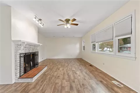 1112 Parkside Ave, Hampton, VA 23669 photo 5