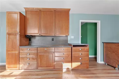 907 Laredo Ct, Hampton, VA 23669 photo 11