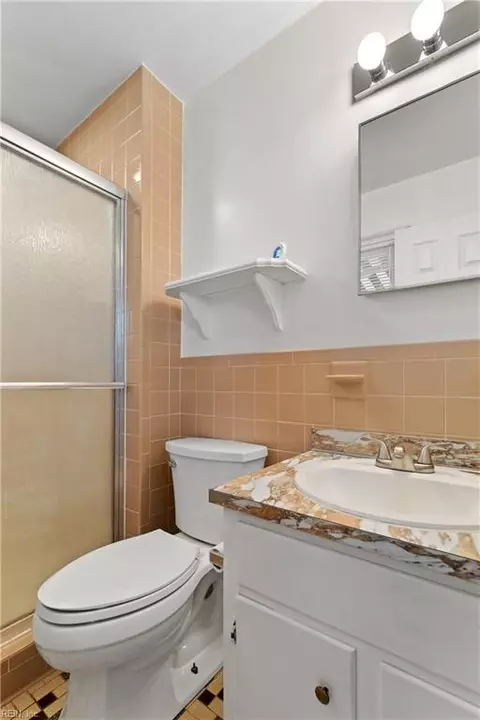 907 Laredo Ct, Hampton, VA 23669 photo 22