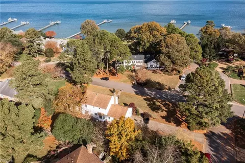 1629 Bay Point Dr, Virginia Beach, VA 23454