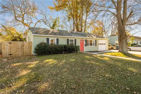 Exterior - 2010 Andrews Blvd, Hampton, VA 23663 photo 6 of 11
