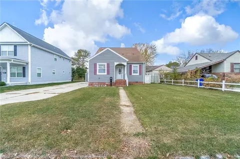 Exterior - 6366 Dove St, Norfolk, VA 23513 photo 2 of 8