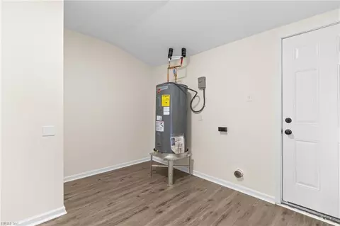 6507 Clemson Ave, Norfolk, VA 23518 photo 9