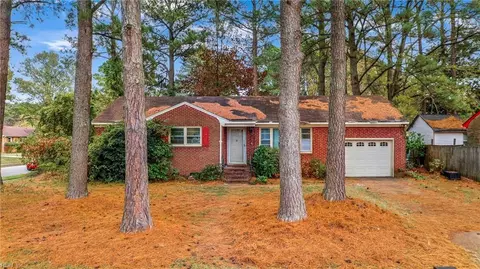 3435 Collins Blvd, Chesapeake, VA 23321 photo 2