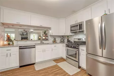 731 Hecate Dr, Virginia Beach, VA 23454