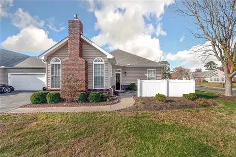 411 Tabb Smith Trl, Yorktown, VA 23693
