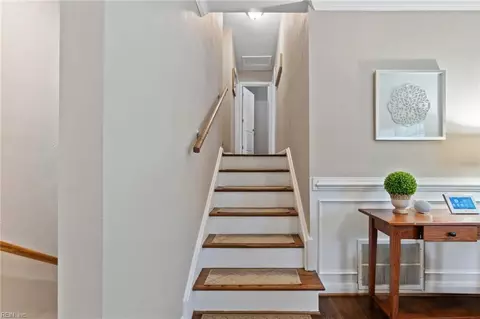 Entry Way - 707 Arlington Ter, Hampton, VA 23666 photo 4 of 4