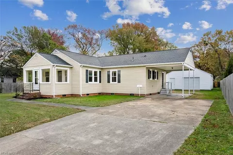 1604 Briarfield Rd, Hampton, VA 23661