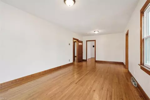 1604 Briarfield Rd, Hampton, VA 23661 photo 13