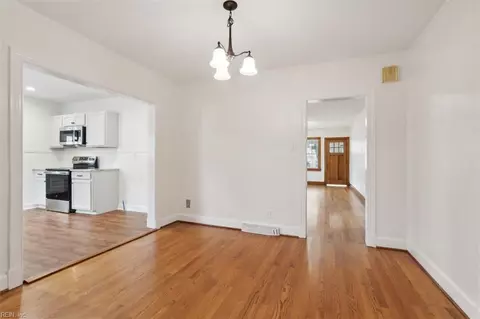 1604 Briarfield Rd, Hampton, VA 23661 photo 17