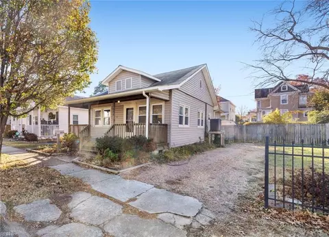 839 W 50th St, Norfolk, VA 23508