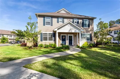 2851 Baldwin Dr, Chesapeake, VA 23321