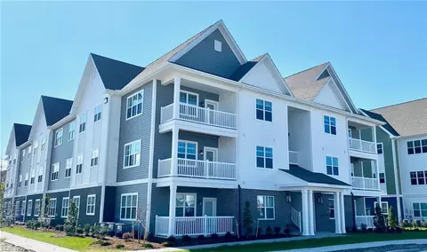 1728 Vankar Dr #201, Virginia Beach, VA 23456