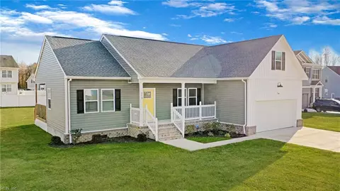 113 Wiggins Ct, Franklin, VA 23851