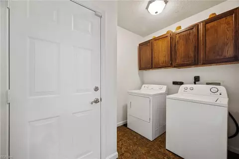 Other - 4 Parliament Ct, Hampton, VA 23669 photo 6 of 11