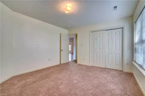 6 Troy Cir, Hampton, VA 23666 photo 31