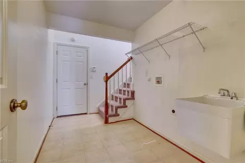 6 Troy Cir, Hampton, VA 23666 photo 35