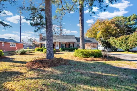 465 Whealton Rd, Hampton, VA 23666