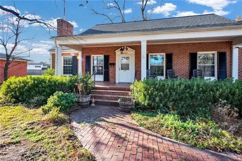 Exterior - 465 Whealton Rd, Hampton, VA 23666 photo 2 of 11