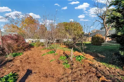 Exterior - 465 Whealton Rd, Hampton, VA 23666 photo 7 of 11