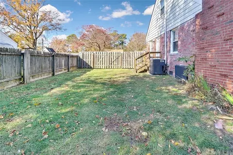 Exterior - 9332 Morwin St, Norfolk, VA 23503 photo 6 of 11