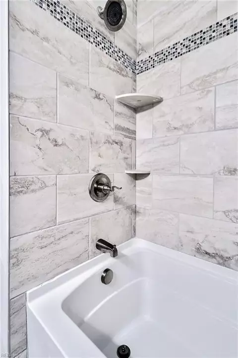 Bath - 9332 Morwin St, Norfolk, VA 23503 photo 2 of 5