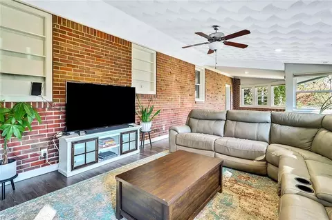 Exterior - 9332 Morwin St, Norfolk, VA 23503 photo 2 of 11