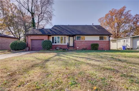 5545 Bayberry Dr, Norfolk, VA 23502