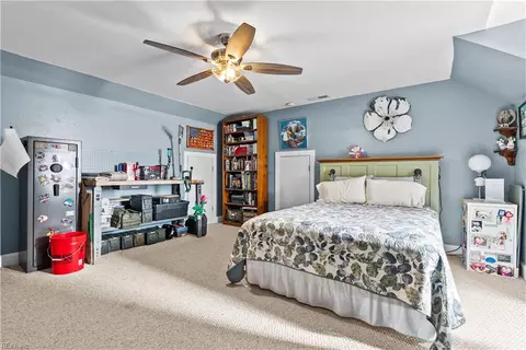 Bedroom - 34379 Unity Rd, Zuni, VA 23898 photo 5 of 7