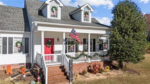 Exterior - 34379 Unity Rd, Zuni, VA 23898 photo 2 of 4