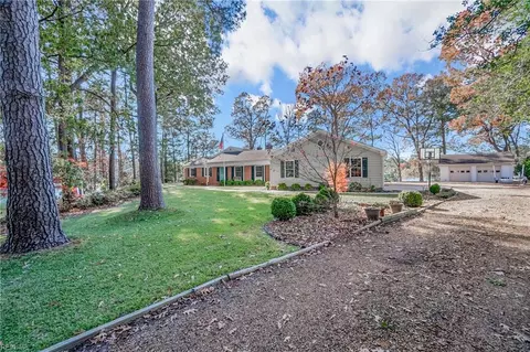 3396 Eagle Nest Pt, Virginia Beach, VA 23452