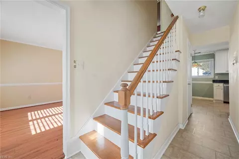 515 Ames Ct, Hampton, VA 23669 photo 5
