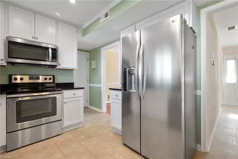515 Ames Ct, Hampton, VA 23669 photo 11