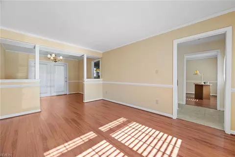 515 Ames Ct, Hampton, VA 23669 photo 6