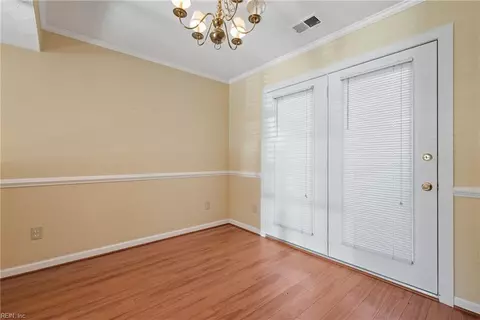 515 Ames Ct, Hampton, VA 23669 photo 8