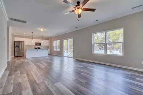 809 Oak Ave, Norfolk, VA 23502 photo 4