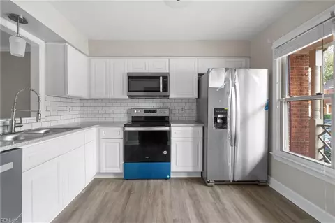 Kitchen - 4 Riverview Ct, Suffolk, VA 23434 photo 1 of 3